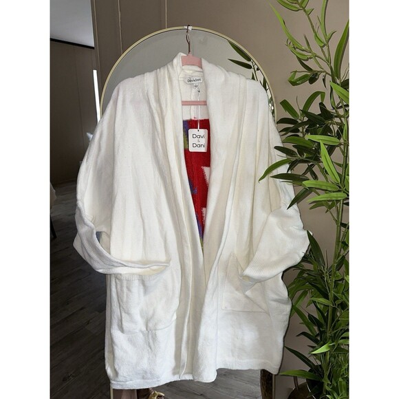 davi & dani Sweaters - Davi Y Dani Cozy Plush Sweater